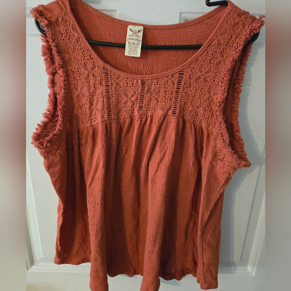 Faded Glory Womens Rust Tank Top With Crocheted Embellishment/SzXL